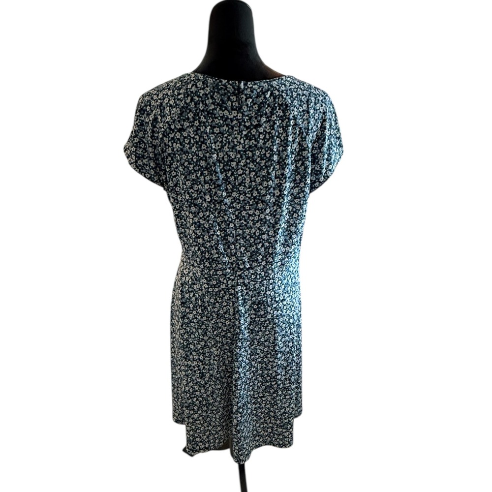 MICHAEL Michael Kors Blue/White Floral Cutout Fit & Flare Short Sleeve Dress - Picture 4 of 8